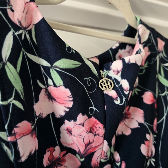 Tommy Hilfiger Dress - Picture 7 of 7